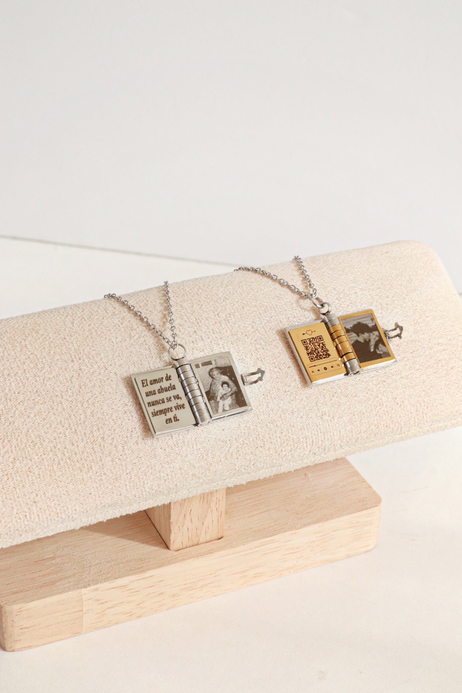 Cadena Libro de Amor